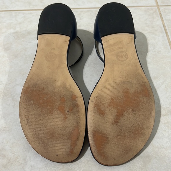 Micheal Kors Bridget Dark Blue and White T-strap Sandal - Picture 4 of 6